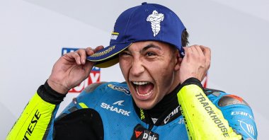 Trackhouse MotoGP Team's Spanish rider Raul Fernandez celebrates after winning the MotoGP Australian GP on Philip Island, Australia, Oct. 19, 2025. (AFP Photo)