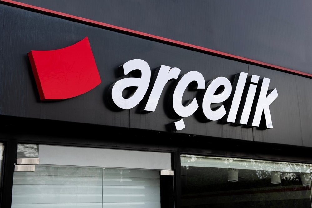 The Arçelik logo is seen on a store, Istanbul, Türkiye, April 7, 2024. (Shutterstock Photo)