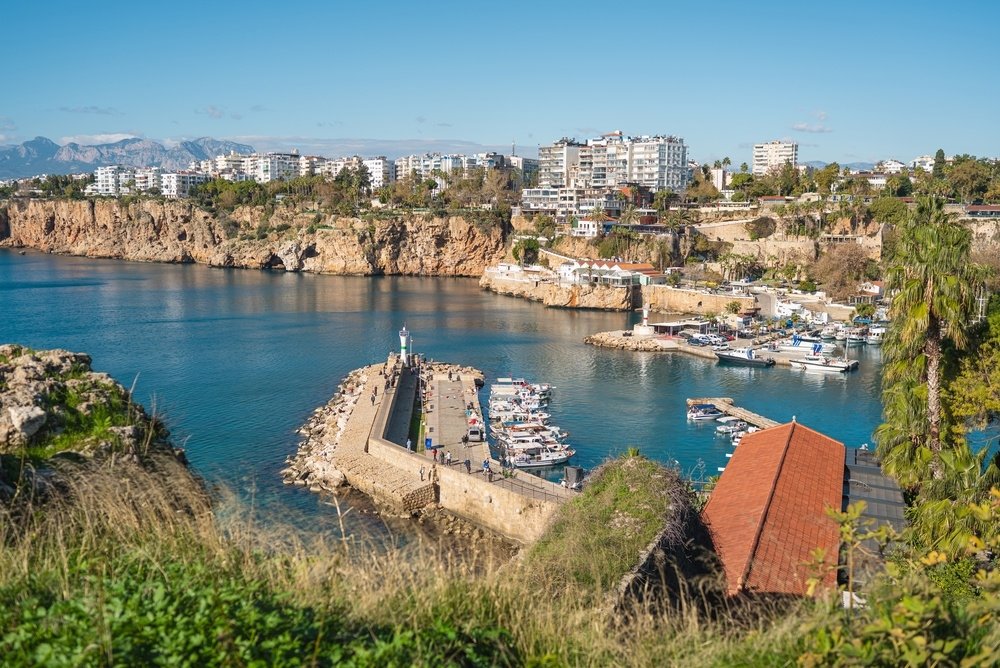 A view of the Old Town and tour boats in Kaleiçi, Antalya, southern Türkiye, Jan. 13, 2026. (Shutterstock Photo)
